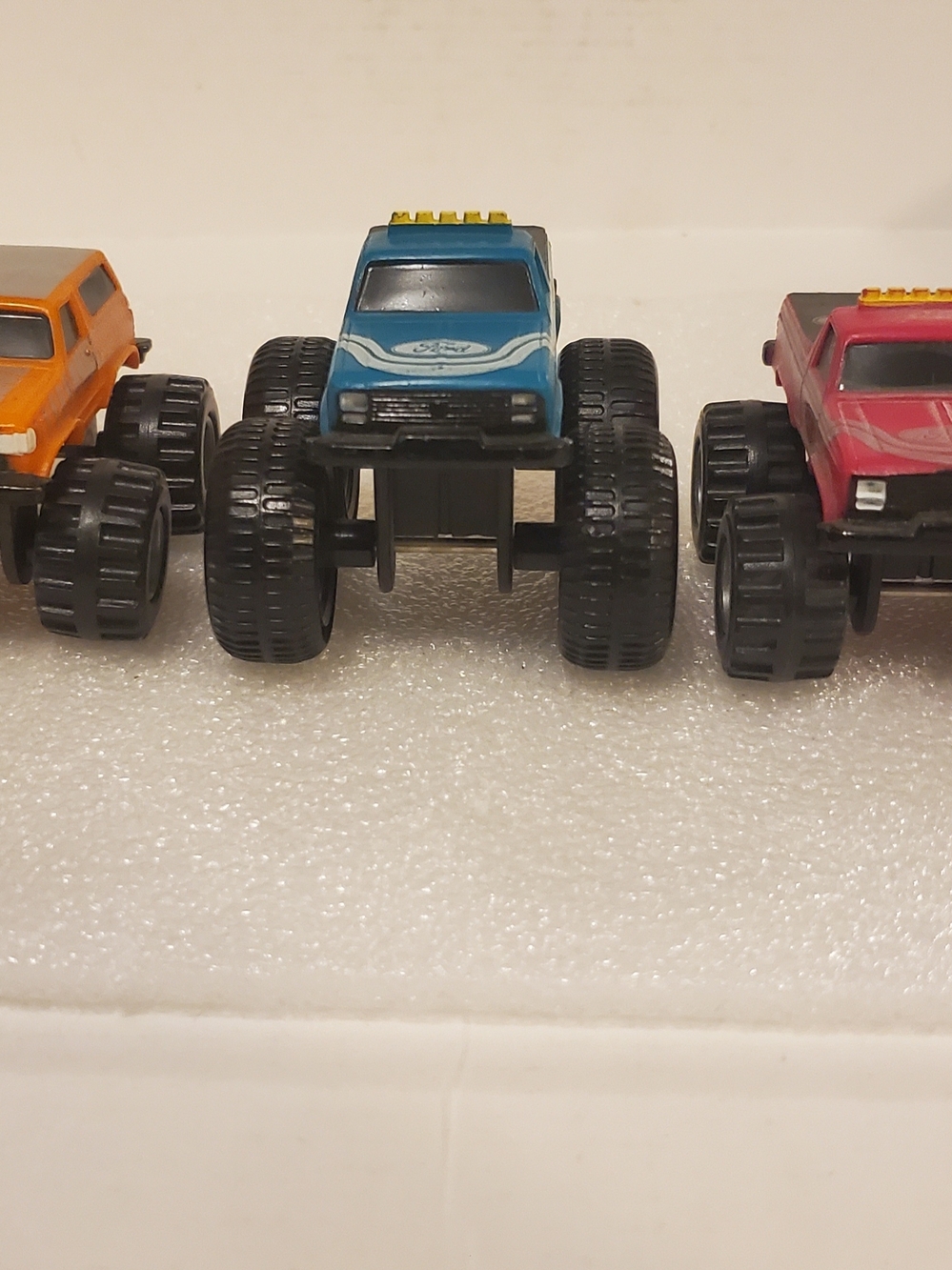 1987 McDonald's Bigfort Vintage Trucks Premium Toy Ford Happy Meal toys